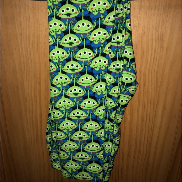 ❌SOLD❌ NWT OS LLR Toy Story Alien Print Leggings - Picture 3 of 4